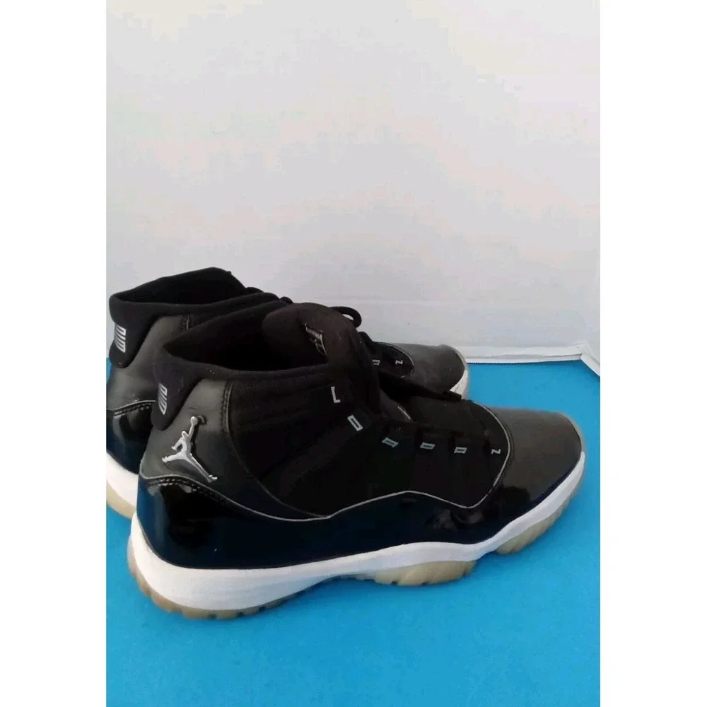 Size 12 - Jordan 11‎ Retro High Jubilee / 25th Anniversary, Missing One Lace